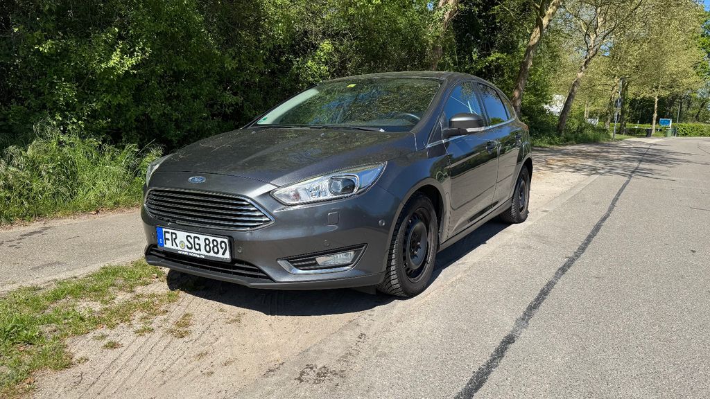 Ford Focus 205.000 km 5.400 &euro; Teningen 79331