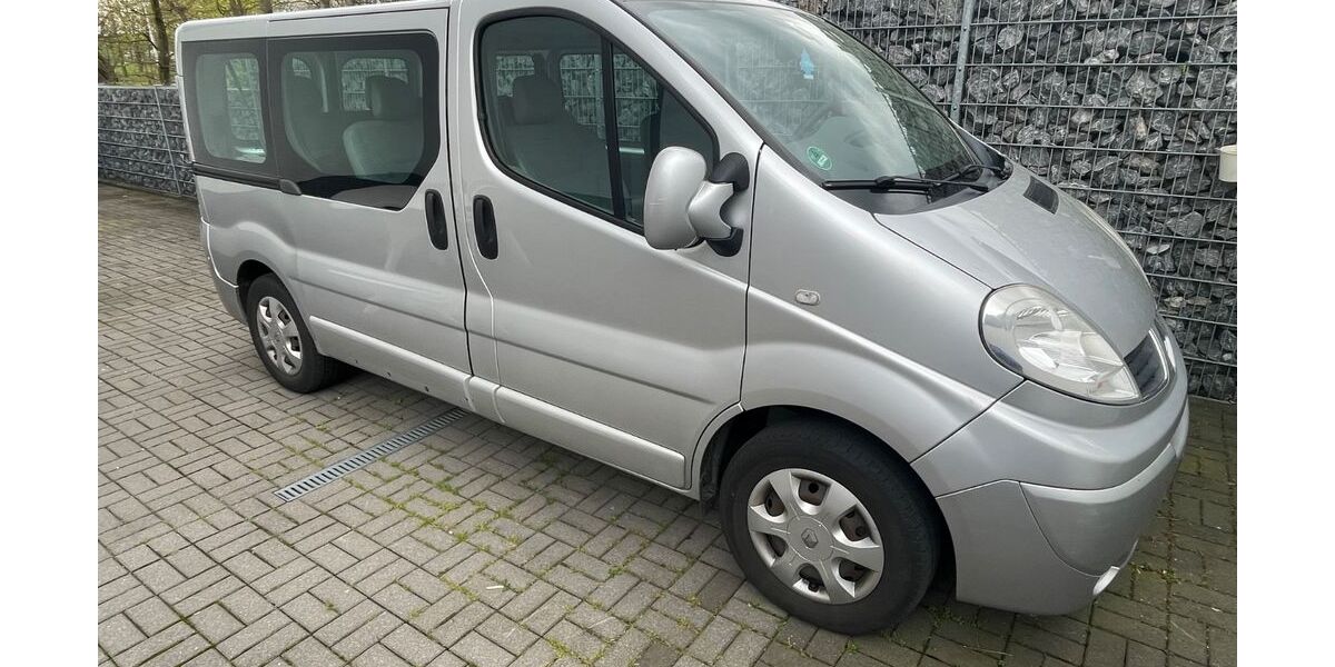 Renault Trafic 153.000 km 6.900 &euro; Hamm 59077