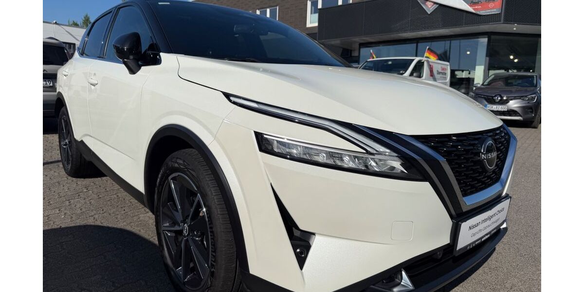 Nissan Qashqai 11.555 km 26.990 &euro; Arnsberg 59759