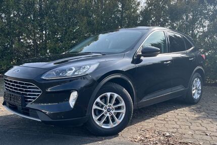 Ford Kuga 61.100 km 19.500 &euro; Roßleben-Wiehe 06571