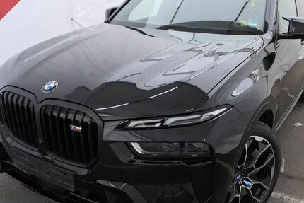 BMW X7 M60 26.096 km 97.770 &euro; Mülheim 45472