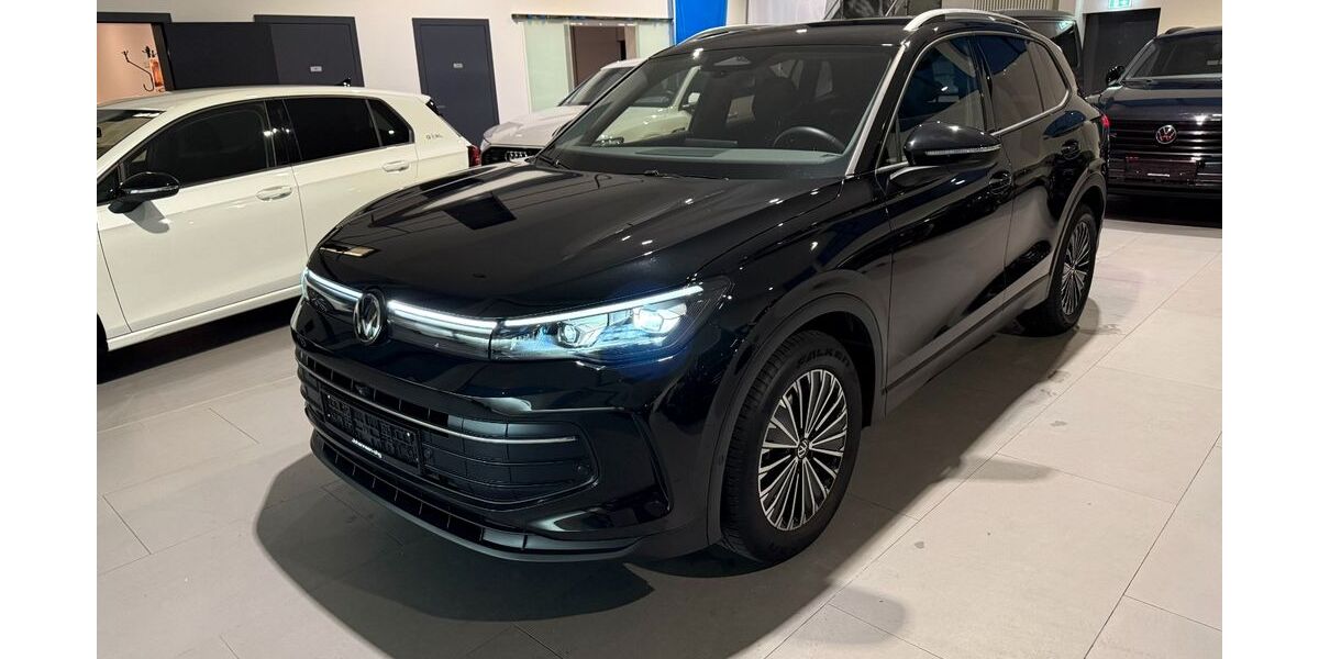 VW Tiguan 25.800 km 33.450 &euro; Tornesch 25436