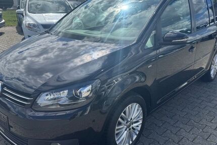 VW Touran 125.000 km 10.999 &euro; Beselich- Obertiefenbach 65614