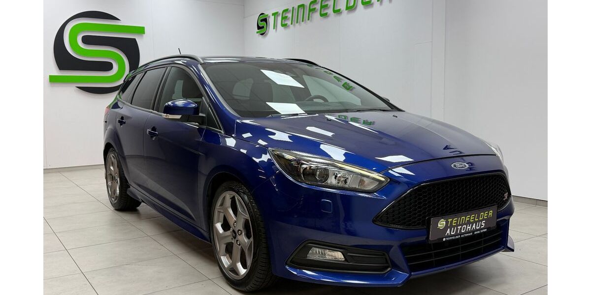 Ford Focus 113.609 km 16.490 &euro; Steinfeld 49439
