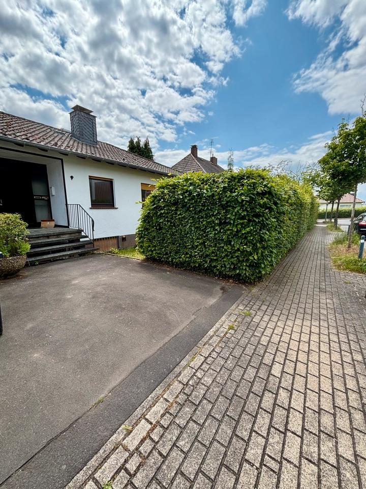 Mehrfamilienhaus nahe Lahnberge