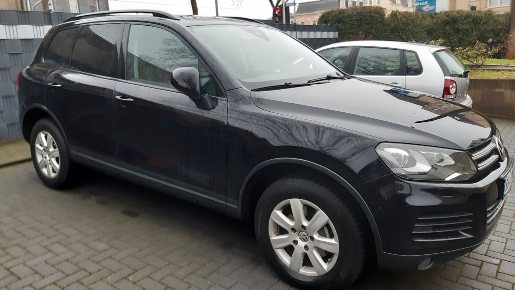 VW Touareg 144.000 km 17.400 &euro; Solingen 42655