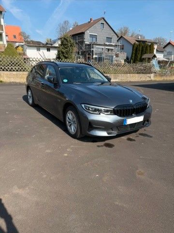 BMW 320 117.000 km 22.999 &euro; Hungen 35410