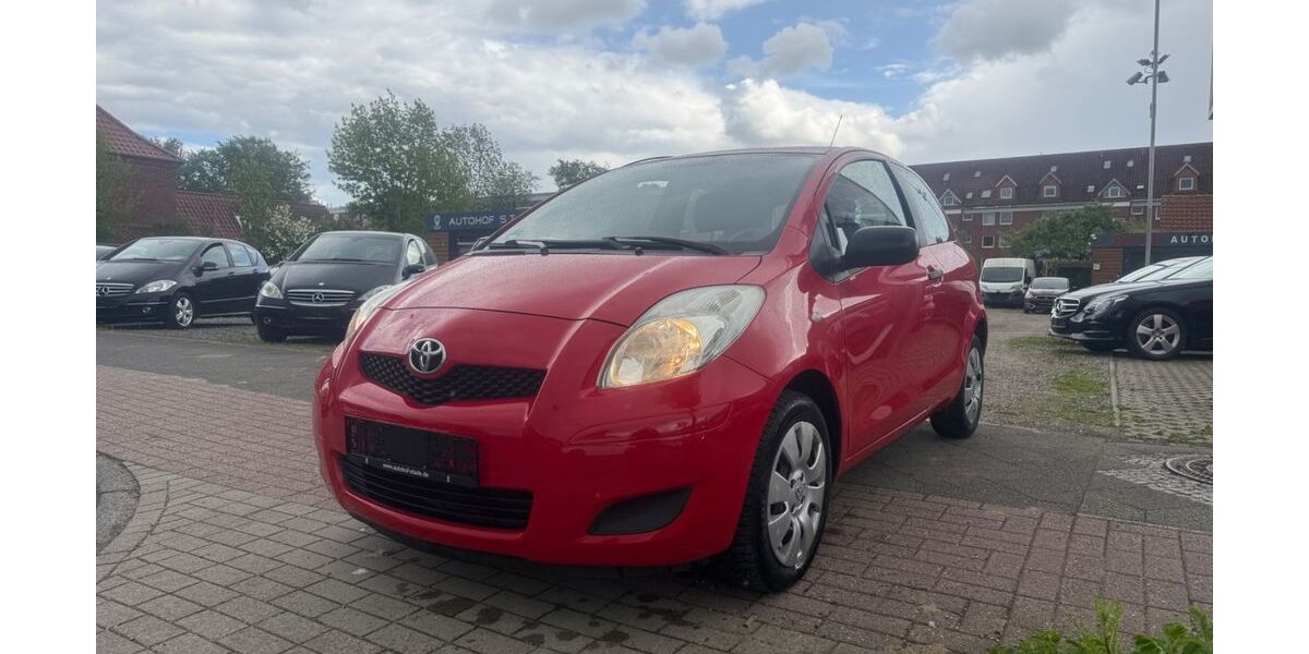 Toyota Yaris 114.000 km 3.990 &euro; Stade 21680