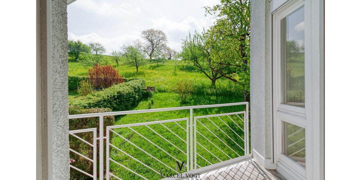 Einfamilienhaus Nürtingen - 7 Zimmer, 175 m&sup2;, 2.500&euro; | Angebot:26646125