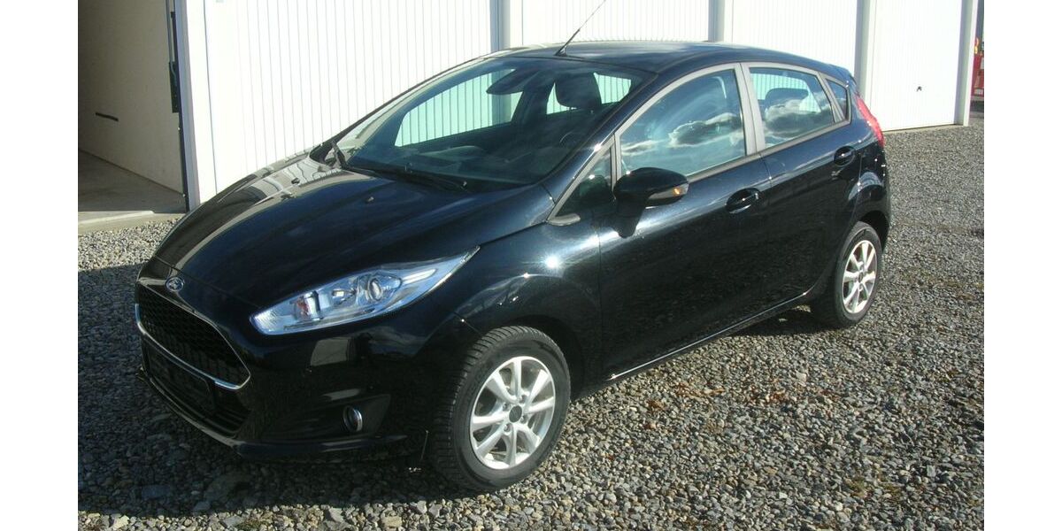 Ford Fiesta 128.000 km 5.599 &euro; Vöhringen 72189