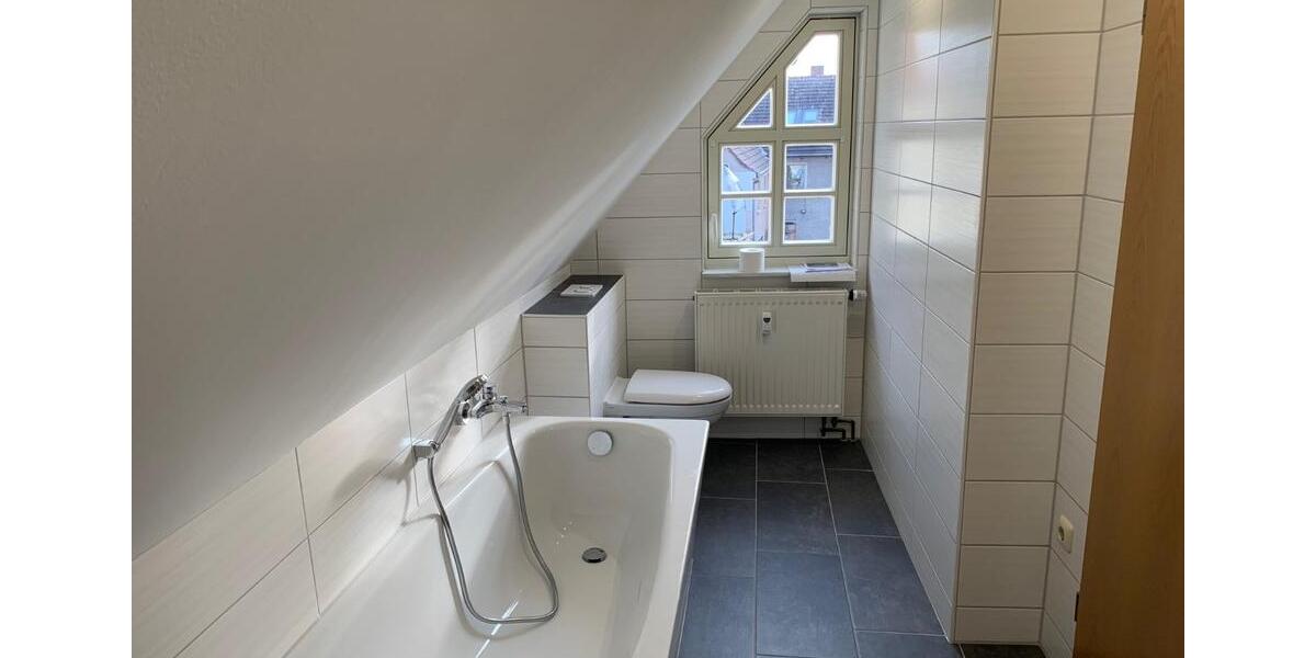 Dachgeschoßwohnung Bad Langensalza - 2 Zimmer, 50 m&sup2;, 350&euro; | Angebot:25366938