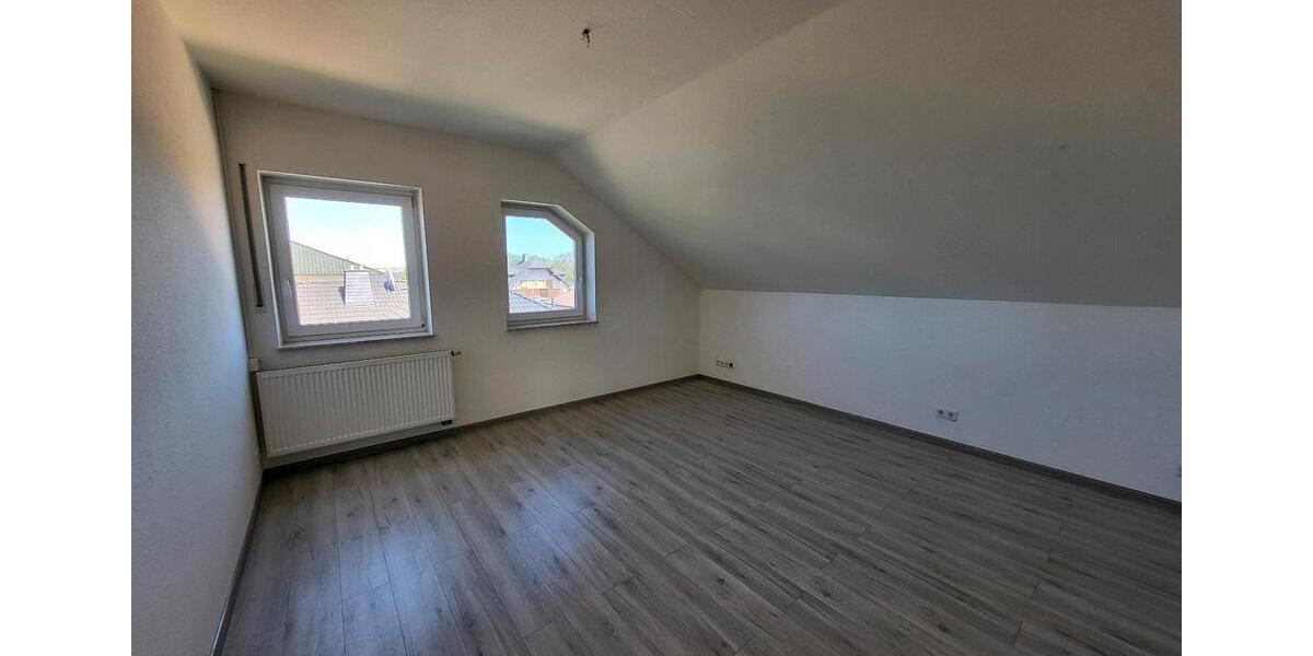 Etagenwohnung Polch - 2 Zimmer, 100 m&sup2;, 700&euro; | Angebot:26374356