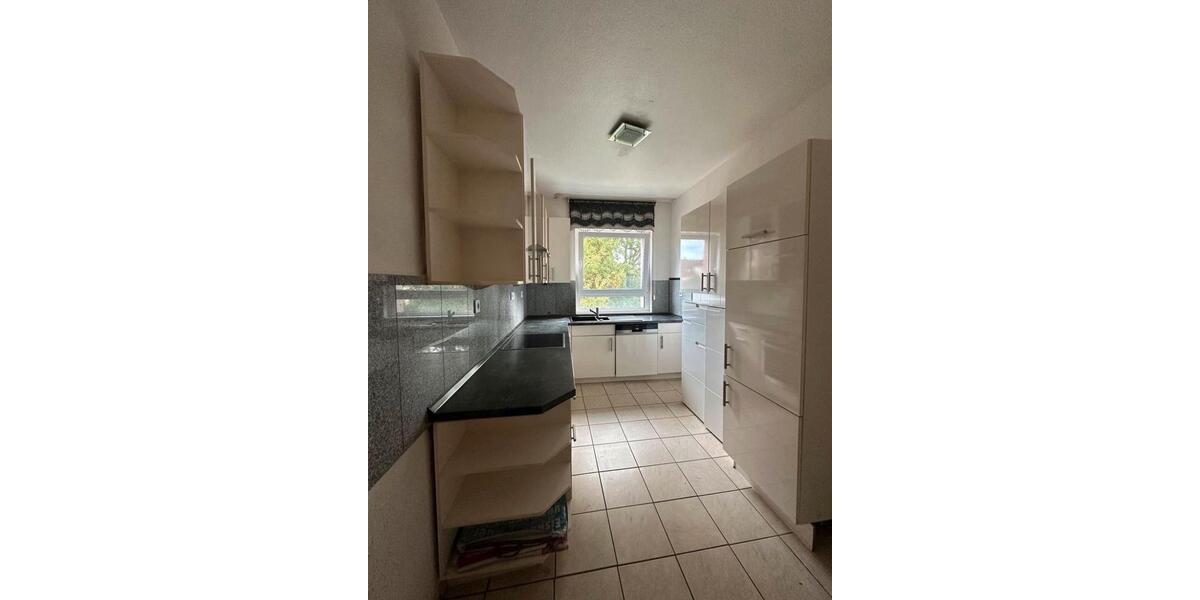 Etagenwohnung Bremerhaven - 5 Zimmer, 130 m&sup2;, 1.400&euro; | Angebot:25095765