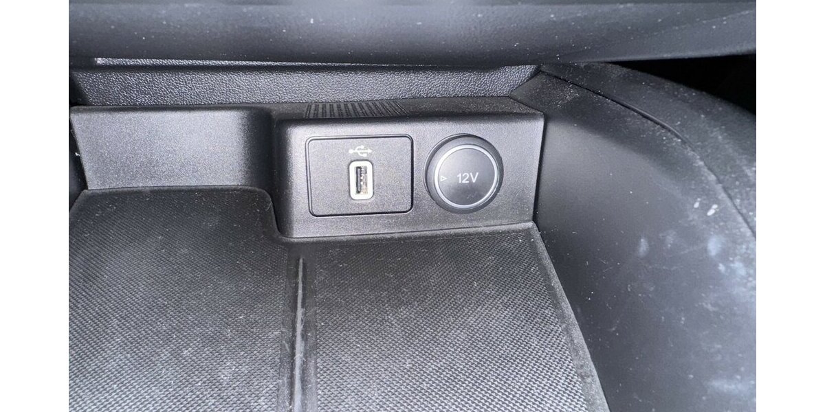 Ford Focus EcoBlue.Nav.Temp.Serv-Neu.EU6 GARANTIE.1Hd 93.000 km 12.900 &euro; Erftstadt 50374