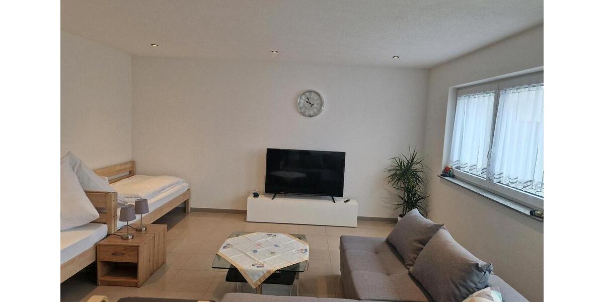 Etagenwohnung Ehingen (Donau) - 2 Zimmer, 64 m&sup2;, 850&euro; | Angebot:25392222