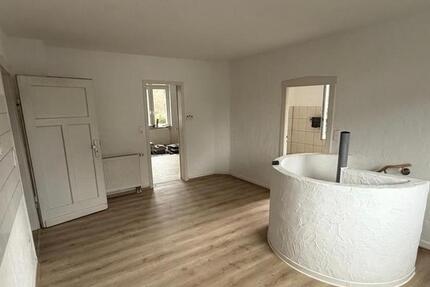 Wohnung Siegen Eiserfeld - 3 Zimmer, 105 m&sup2;, 750&euro; | Angebot:25397368