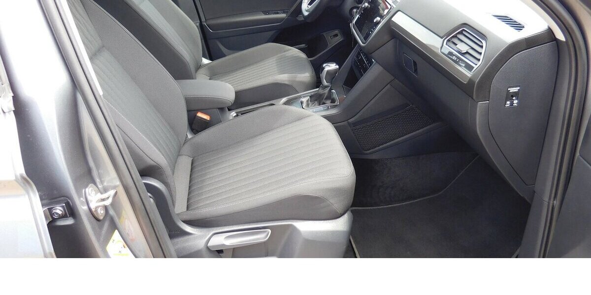 VW Tiguan Allspace 1.5 TSI Life 7 Sitze Navi DSG 31.000 km 28.390 &euro; Vordorf 38533