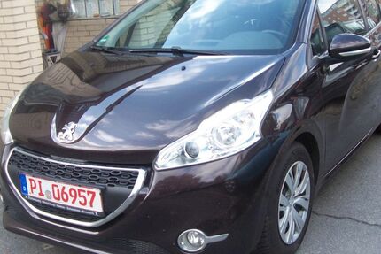 Peugeot 208 159.800 km 2.899 &euro; Quickborn 25451