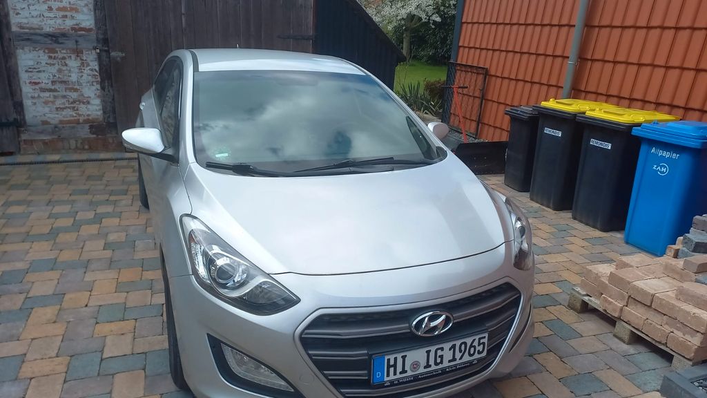 Hyundai i30 131.000 km 9.100 &euro; Söhlde 31185