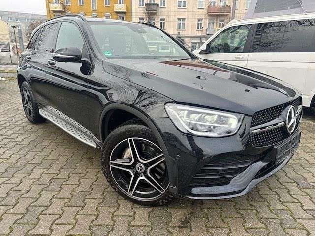 Mercedes-Benz GLC 300 198.000 km 32.888 &euro; Berlin (Pankow) 13127