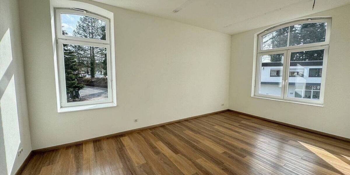 Gewerbeobjekt Windeck / Schladern Schladern - 5 Zimmer, 1.000&euro; | Angebot:26275043