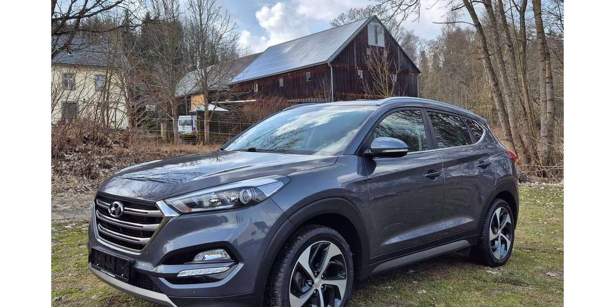 Hyundai TUCSON 43.986 km 17.689 &euro; Röslau 95195
