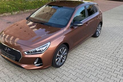 Hyundai i30 107.000 km 10.999 € Frankfurt am Main 60389
