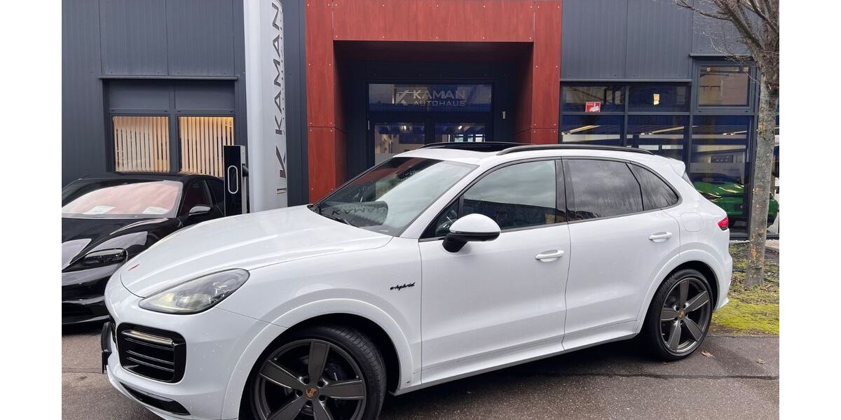 Porsche Cayenne 14.000 km 79.500 &euro; Sindelfingen 71065