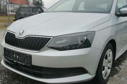 Skoda Fabia 144.000 km 6.490 &euro; Schemmerhofen 88433