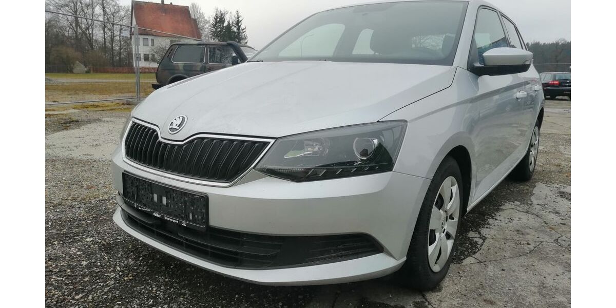 Skoda Fabia 144.000 km 6.490 &euro; Schemmerhofen 88433