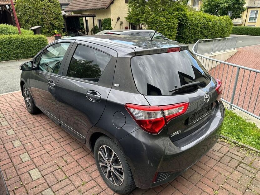 Yaris