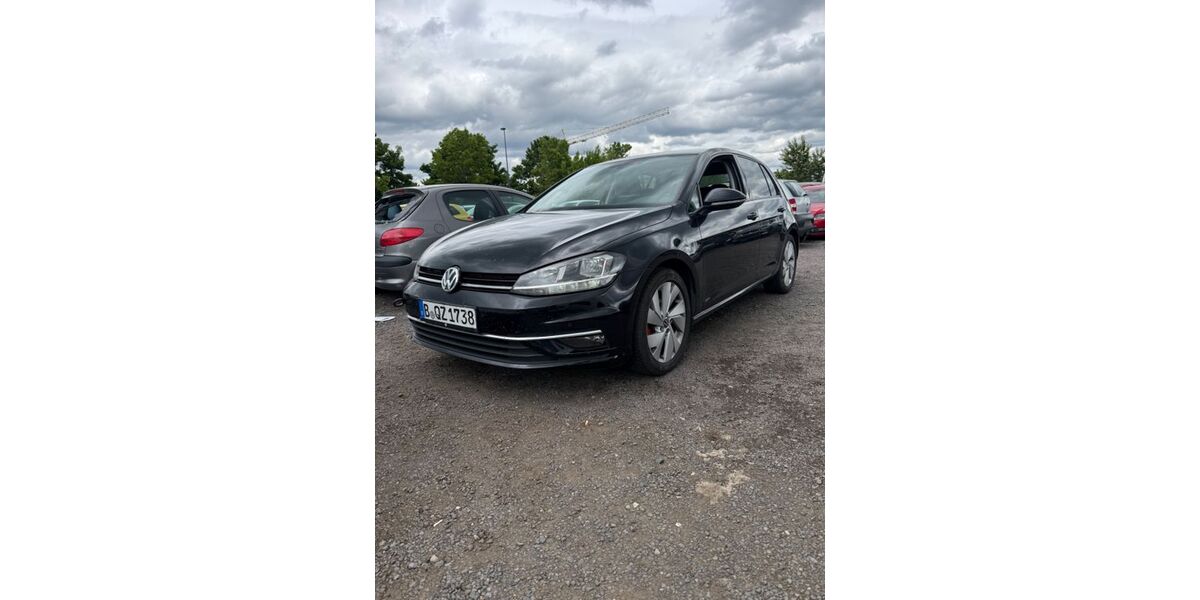 VW Golf 168.000 km 7.999 &euro; Mittenwalde 15749