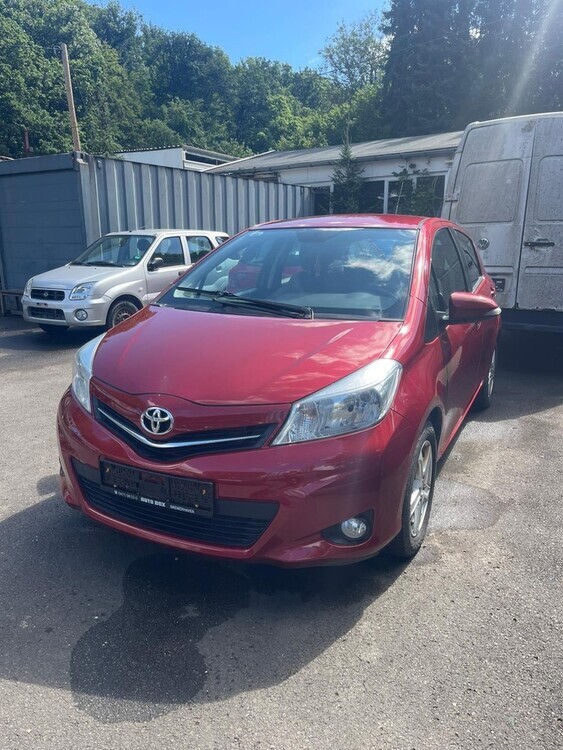 Yaris