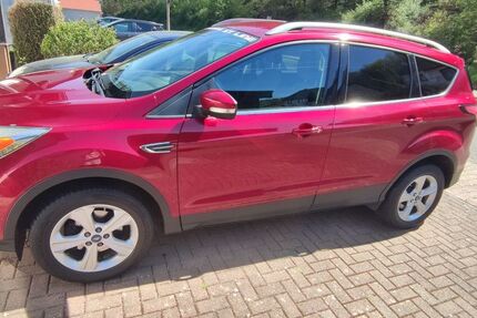 Ford Kuga 124.300 km 9.500 &euro; Idar-Oberstein 55743