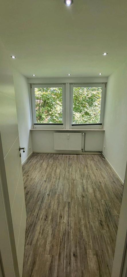 Provisionsfrei, 3 Zim, 75Qm², frisch modernisiert und renoviert