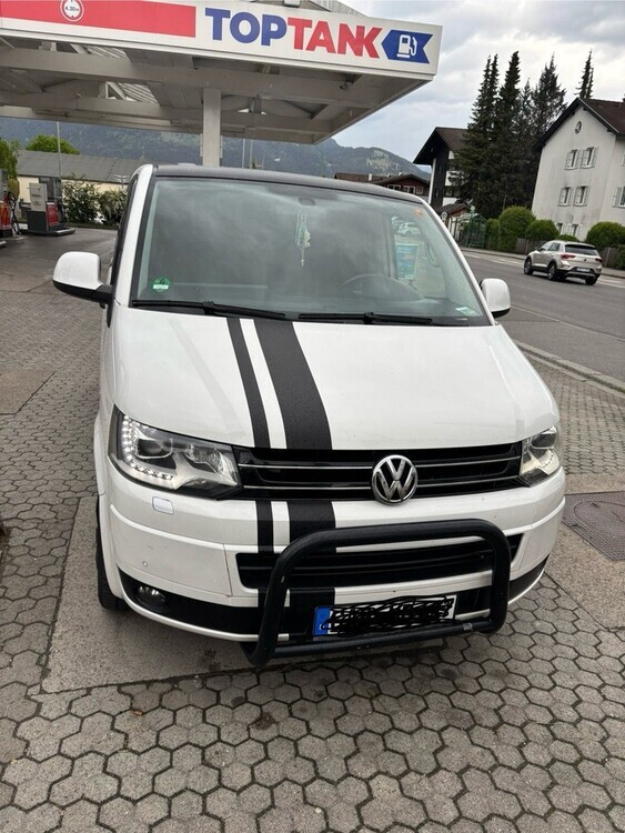 VW 100 Bus 248.540 km 14.100 € Farchant 82490