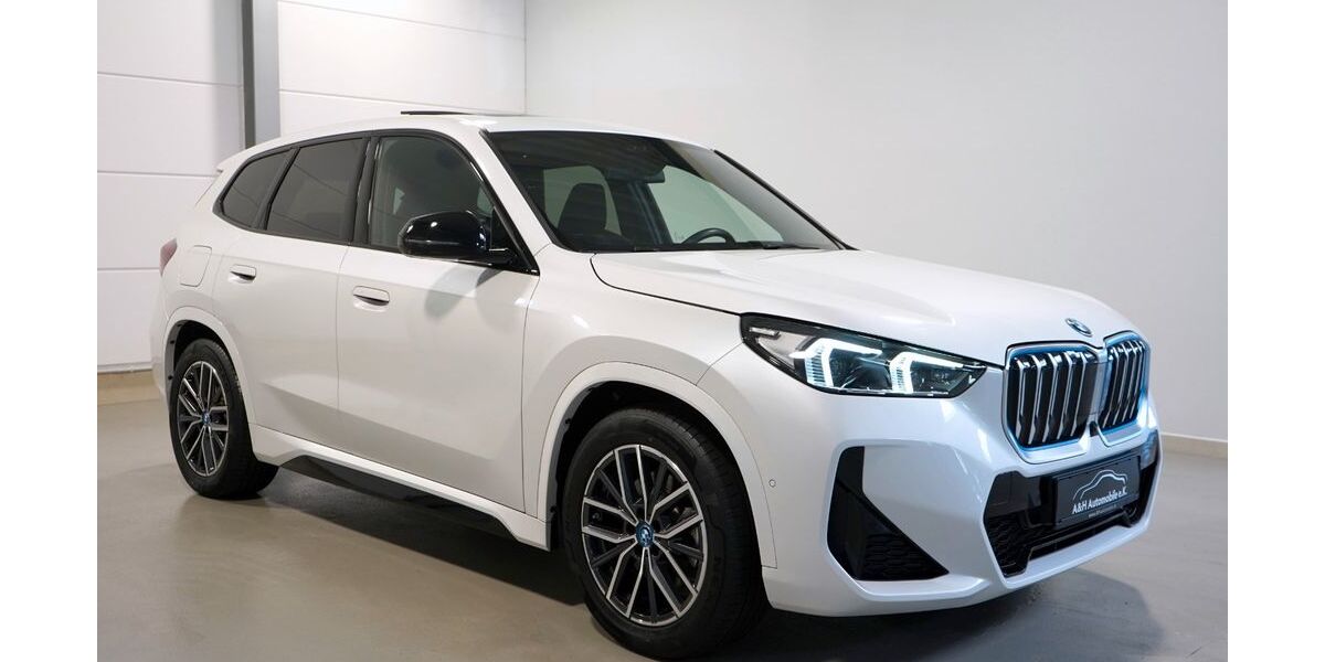 BMW iX1 43.496 km 39.450 &euro; Hürth bei Köln 50354