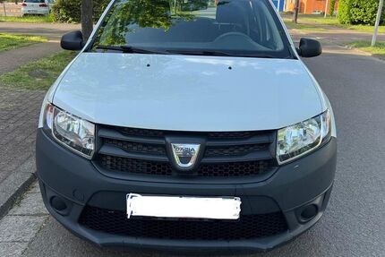 Dacia Sandero 229.000 km 1.500 &euro; Saarbrücken 66115