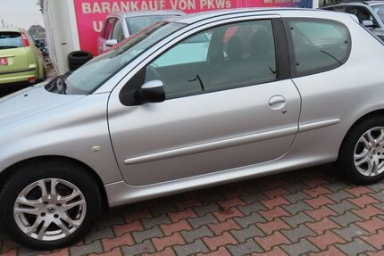 Peugeot 206 125.666 km 1.990 &euro; Sandersdorf-Brehna 06796