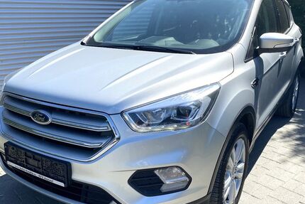 Ford Kuga 94.585 km 13.490 &euro; Plauen 08527