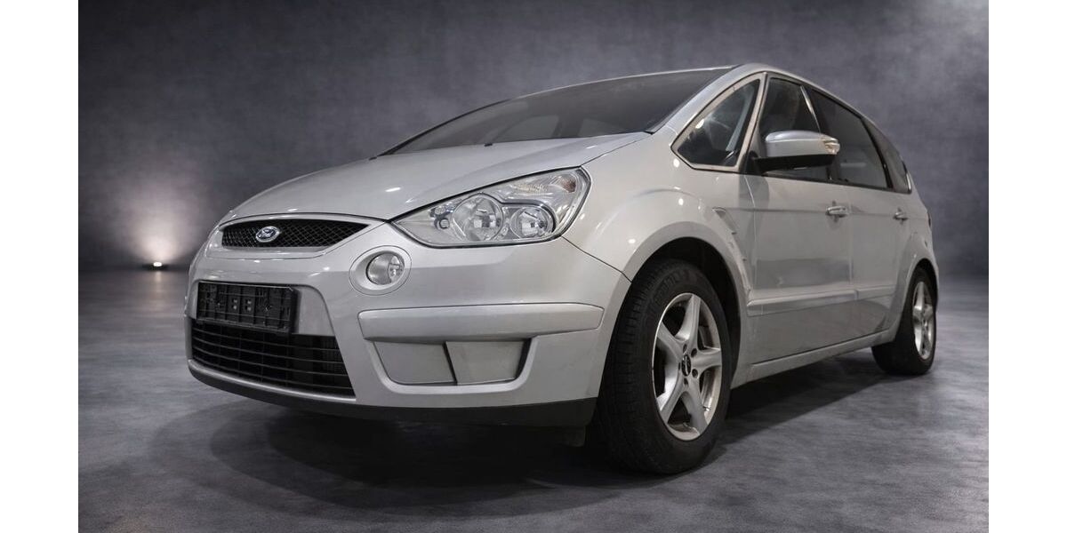 Ford S-Max 173.000 km 3.999 &euro; Hameln 31789