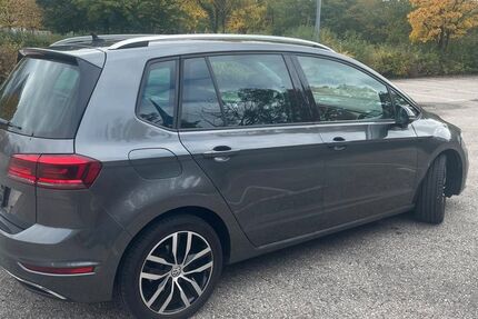 VW Golf Sportsvan 80.500 km 16.450 € Feldkirchen 85622
