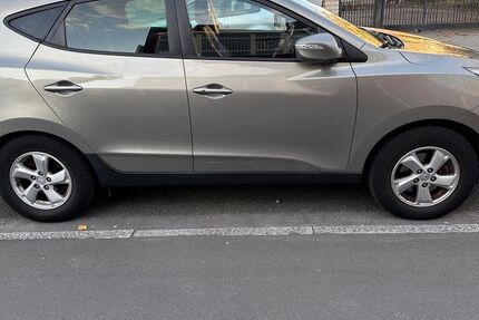Hyundai ix35 150.345 km 5.600 &euro; Friedrichsdorf 61381