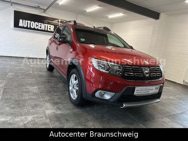 Dacia Sandero 89.000 km 8.450 &euro; Braunschweig 38112