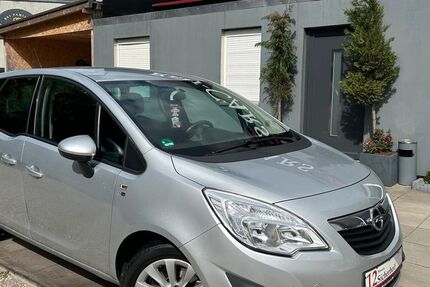 Opel Meriva 110.000 km 5.990 € Berlin 13088