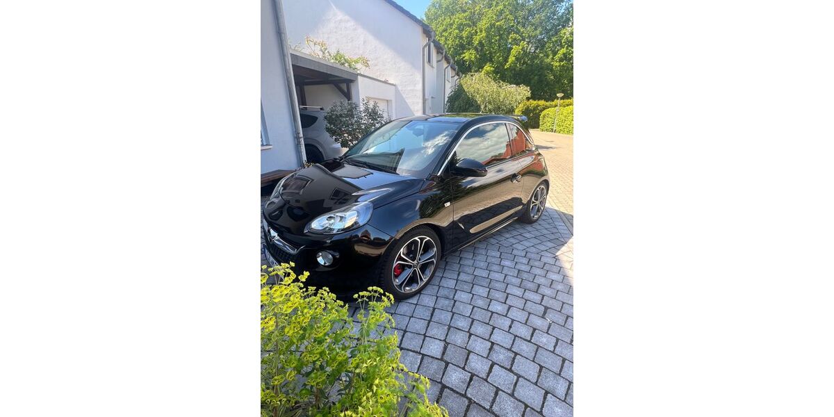 Opel Adam 81.200 km 8.750 &euro; Salzgitter 38226