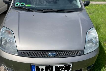 Ford Fiesta 113.337 km 2.200 &euro; Brandenburg an der Havel 14776
