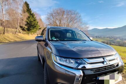Mitsubishi Outlander 94.000 km 17.900 &euro; Lam 93462