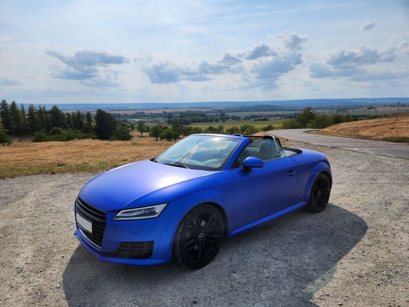 TT