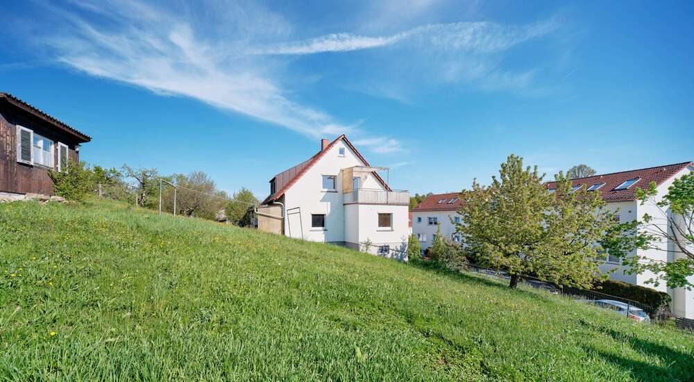 Haus zum Kaufen in Neuhausen auf den Fildern 890.000 € 767.8 m² 5 zimmer